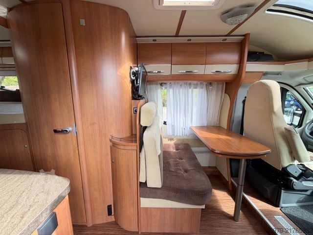 Ημιενσωματωμένο αυτοκινούμενο τροχόσπιτο HOBBY 500 GESC