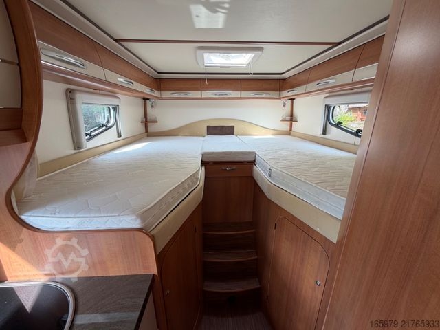 Ημιενσωματωμένο αυτοκινούμενο τροχόσπιτο HOBBY 500 GESC