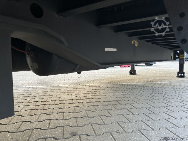 Chargeur bas Jumbo Groenewegen T 0152 D / Semi Dieplader / Auto - ...