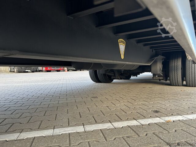Chargeur bas Jumbo Groenewegen T 0152 D / Semi Dieplader / Auto - ...