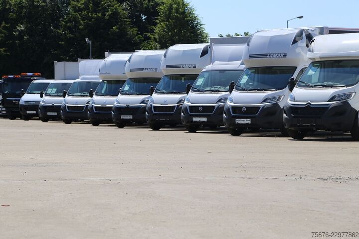 Furgone chiuso IVECO Daily  Durchladezug mit Anhänger Kofferaufbau