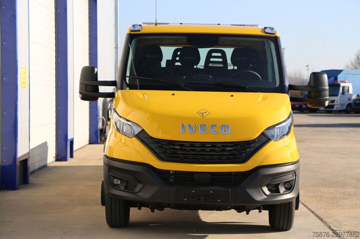 Abschleppwagen IVECO DoKa 70C18H/P Schiebeplateau