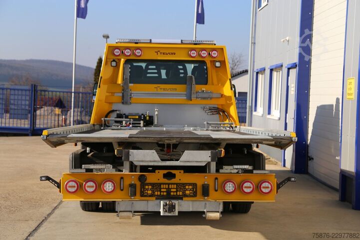Abschleppwagen IVECO DoKa 70C18H/P Schiebeplateau
