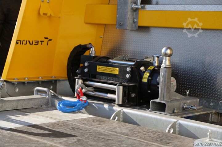 Abschleppwagen IVECO DoKa 70C18H/P Schiebeplateau