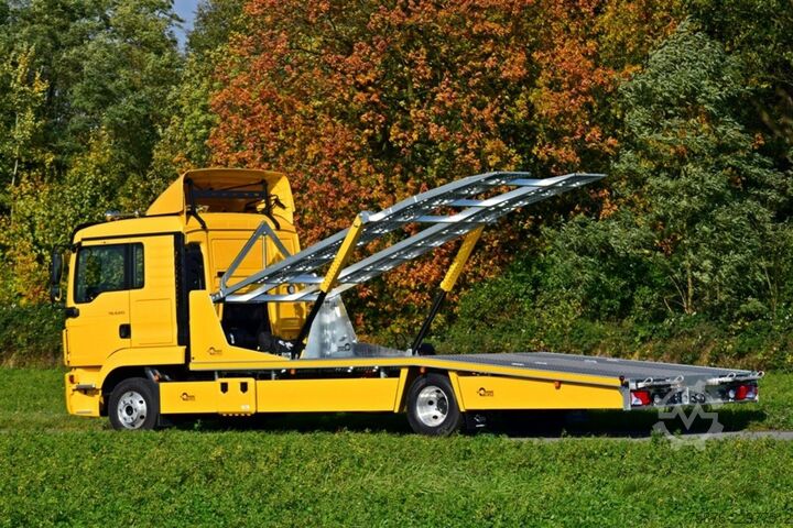 Autotransporter LKW MAN 12.250 TGL  Doppelstock