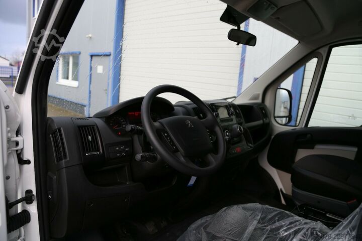 Boxvogn PEUGEOT Boxer L4 180 PS  Integral-Koffer 430x223x228