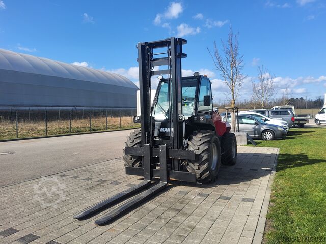Arazi forklift Manitou M 50-4 D