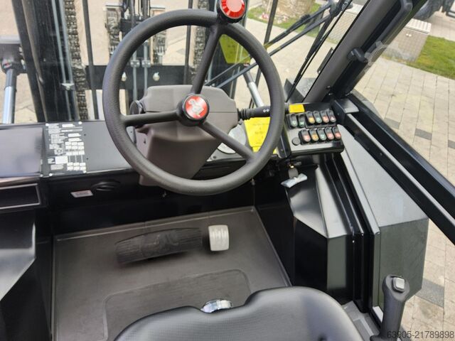 Arazi forklift Manitou M 50-4 D