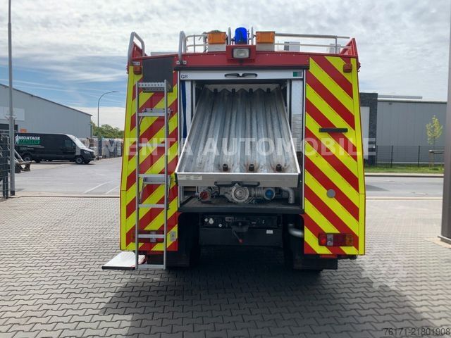 Vrachtwagen met bakwagen MERCEDES-BENZ 917 AF