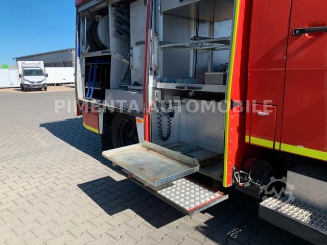 Vrachtwagen met bakwagen MERCEDES-BENZ 917 AF