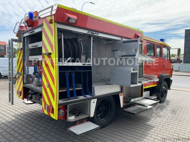 Vrachtwagen met bakwagen MERCEDES-BENZ 917 AF