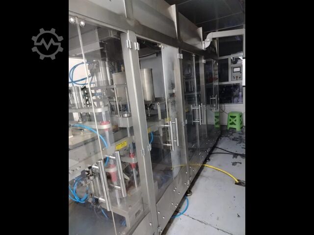 Linea di termoformatura e confezionamento bicchieri d'acqua usata - 11.500 bicchieri/ora OMA TR-ALP 10