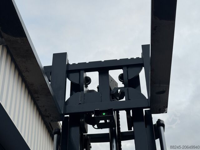 VS-22520 Reach Truck Still FMX14 year 2018 Sideshift Freelift STILL FMX14