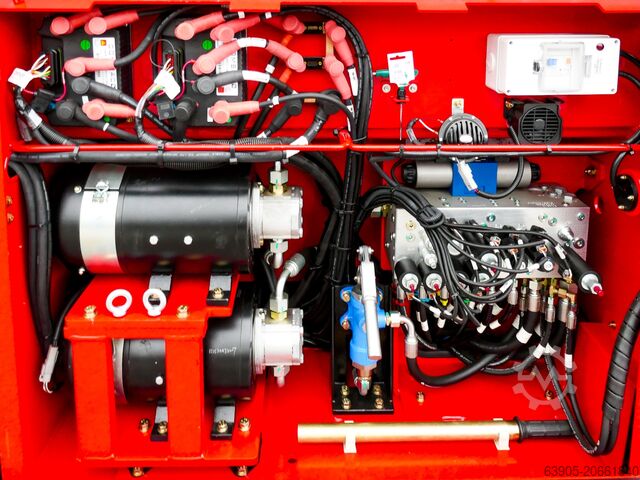 Zvedací plošina Magni ES 2212E