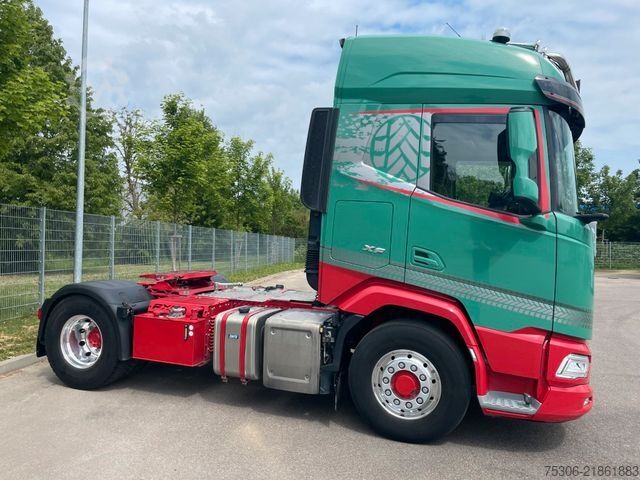 Τυπική μονάδα τράκτορα DAF FT XF 530 NGD PXP 4x4