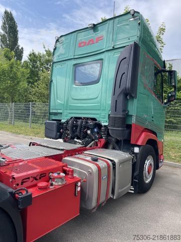 Τυπική μονάδα τράκτορα DAF FT XF 530 NGD PXP 4x4