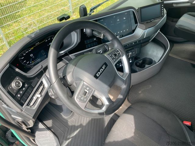 Τυπική μονάδα τράκτορα DAF FT XF 530 NGD PXP 4x4