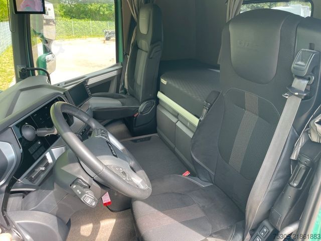 Τυπική μονάδα τράκτορα DAF FT XF 530 NGD PXP 4x4