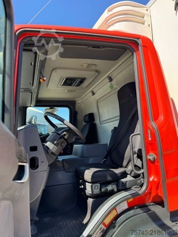 Ψυγείο φορτηγό SCANIA P 280 Kühlkoffer mit BÄR Ladebordwand / Kiesling