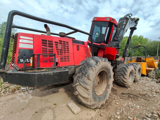 Moissonneuse-batteuse avec tête de récolte Komatsu 941.1