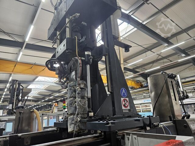 Spritzgießmaschine FERROMATIK MILACRON Elektra 180-2F