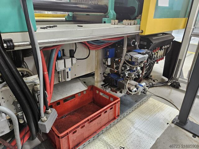 μηχανή χύτευσης με έγχυση Arburg Allrounder 520 S 1600-170
