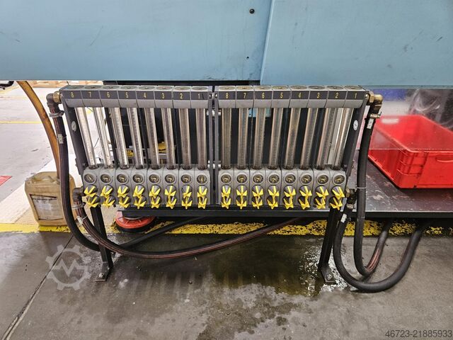 μηχανή χύτευσης με έγχυση DEMAG ergotech 200-610h/120v