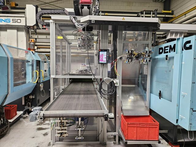 μηχανή χύτευσης με έγχυση DEMAG ergotech 200-610h/120v