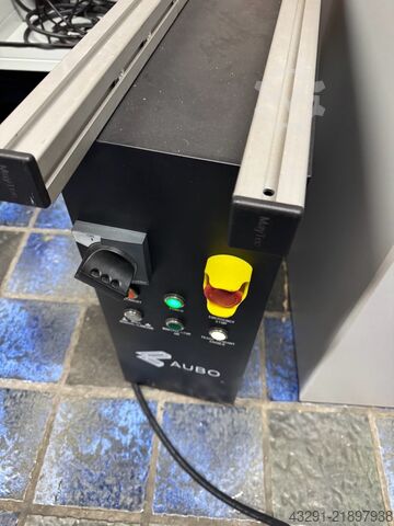 Robot industriale Cobot Aubo-i5