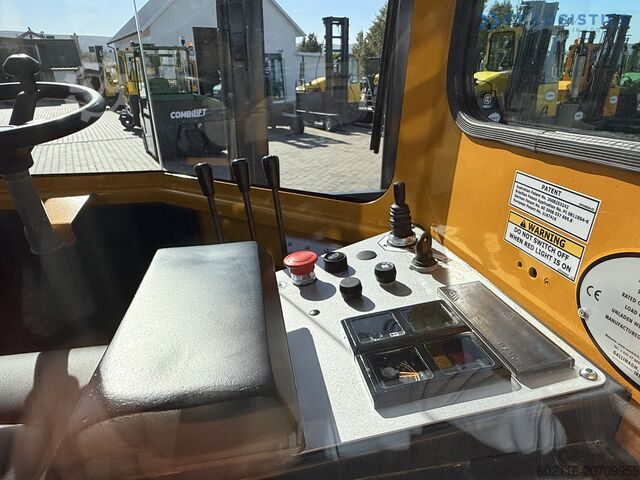 Carretilla elevadora multidireccional Combilift C4000 / GAS / DUPLEX 5500 / FREE-LIFT