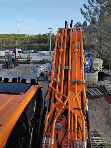 Rupsgraafmachine DOSSAN DX300LC - 7K
