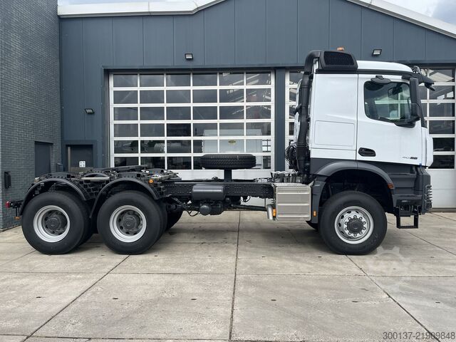 Mercedes-Benz Arocs 4058 AS 6x6 Tractor Head 180T Push Pull EURO-3 truck tractor Mercedes-Benz Arocs 4058 AS 6x6 Tractor Head 180T Push Pull E...