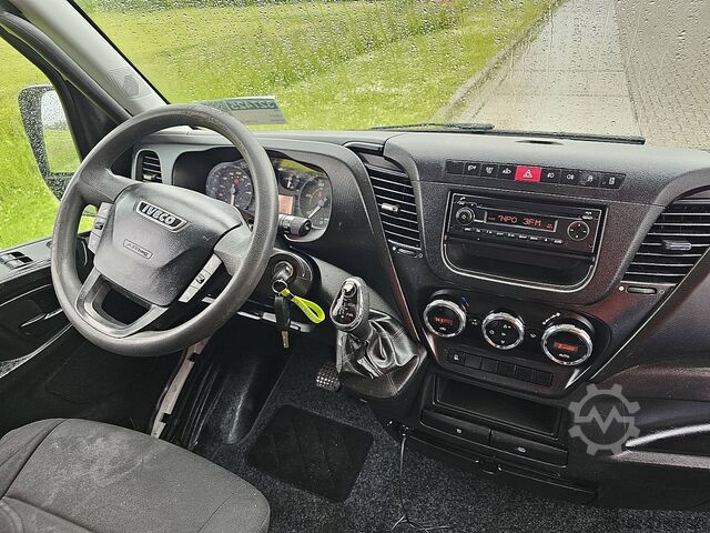 Station wagon con tetto alto IVECO 