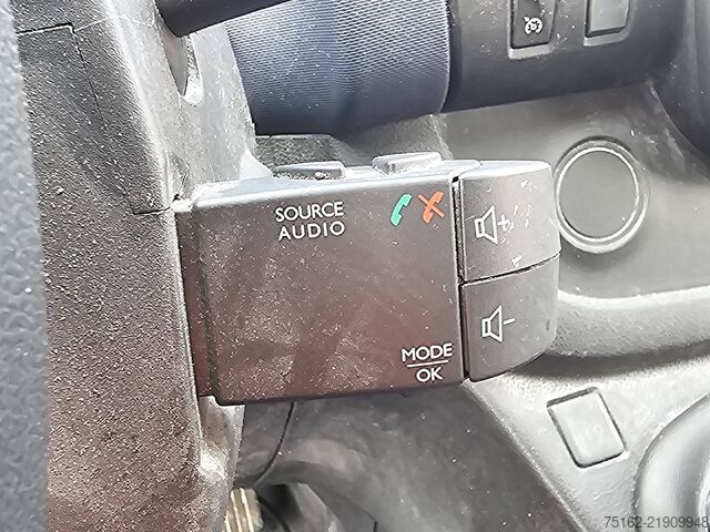 Station wagon con tetto alto OPEL VIVARO 1.6