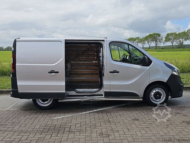 Station wagon con tetto alto OPEL VIVARO 1.6