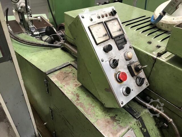 2-TAKT KOUDSTEMPELMACHINE CARLO SALVI 780/SV