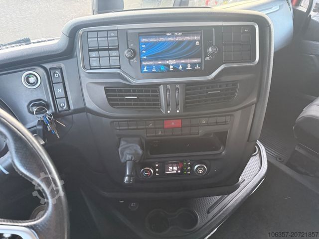 Standardní tahač IVECO Stralis S-WAY AS440S48T/P Standklima Retarder