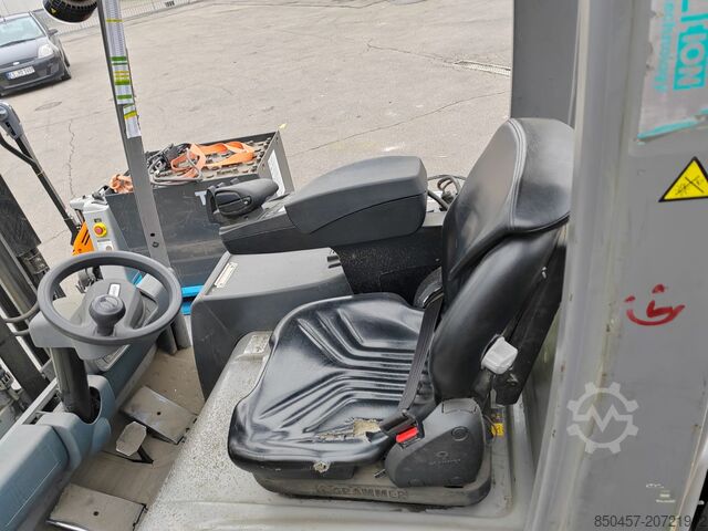 Elektrisk – 4 hjul Jungheinrich EFG320 no battery ( 3 st paket )