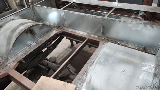 Minibus MERCEDES-BENZ Vorgänger Sprinter O 319 Samba mit Faltdach AC