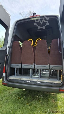 Minibusz MERCEDES-BENZ Sprinter Lord Light 22 Sitzer 3 x Lagerfahrzeug