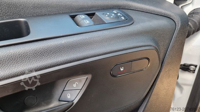 Városi autóbusz MERCEDES-BENZ Frontniederflur Sprinter 515/517  Daily