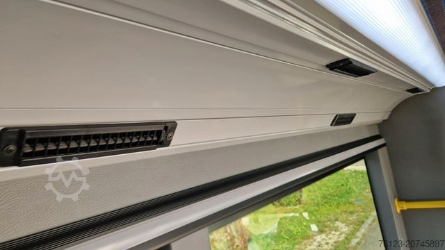 Városi autóbusz MERCEDES-BENZ Frontniederflur Sprinter 515/517 Daily