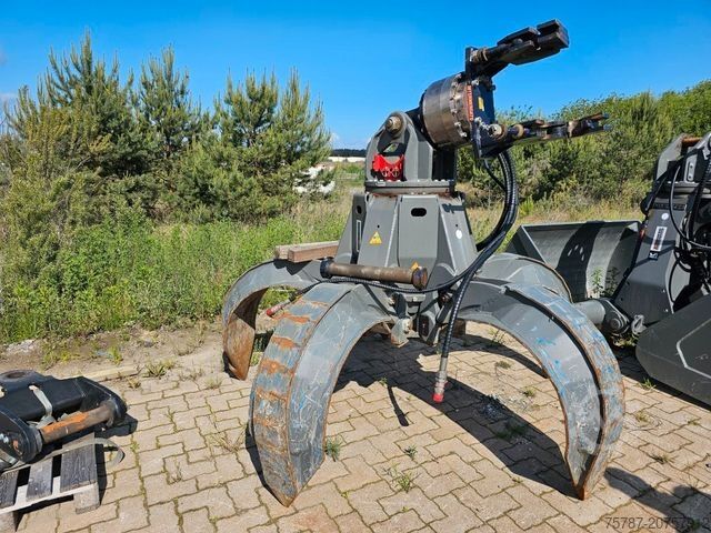 Mobiele graafmachine FUCHS mobiler Ladekran 380/390MHL mit augeräten