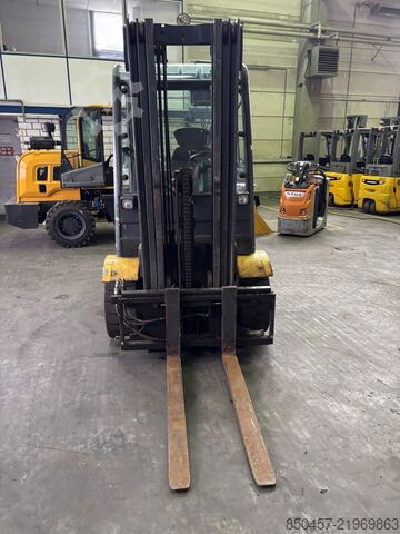LPG’li Forkliftler Jungheinrich TFG425 5m/ 4466mh/ 2010y
