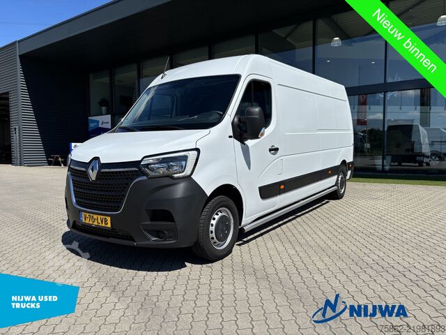 Magastetős kombi Renault Master 135 L3H2 Parkeersensoren + Trekhaak