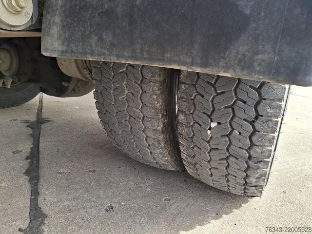 Autocarro con cassone IVECO ML 120E22/P - E6