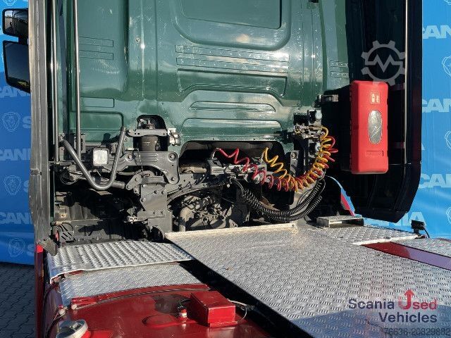 Camião de materiais perigosos Scania R 410 A4x2NA DIFF-L LED RETARDER ADR FL