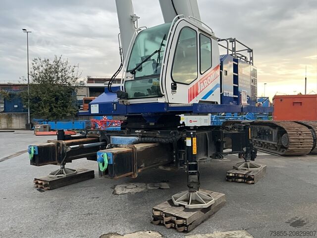 Guindaste de esteiras Tadano GTC-800 Mantis