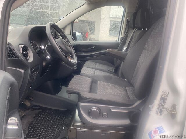 Κλειστό βαν MERCEDES-BENZ Vito 114 CDI 2xSchiebetür Navi Klima Kamera