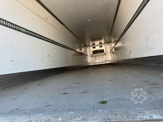 Semirremolque frigorífico WEB-TRAILER TKS 18 * KÜHLKOFFER * CARRIER VECTOR 1350 * SAF